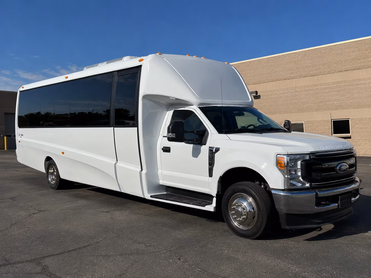 arlington book a charter bus for your arlington wedding