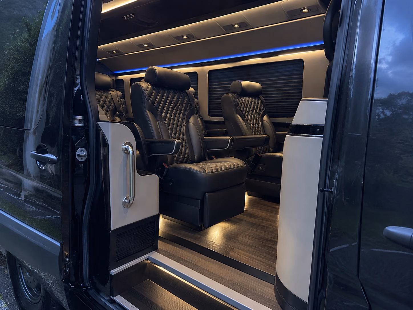 arlington comfortable arlington airport transportation