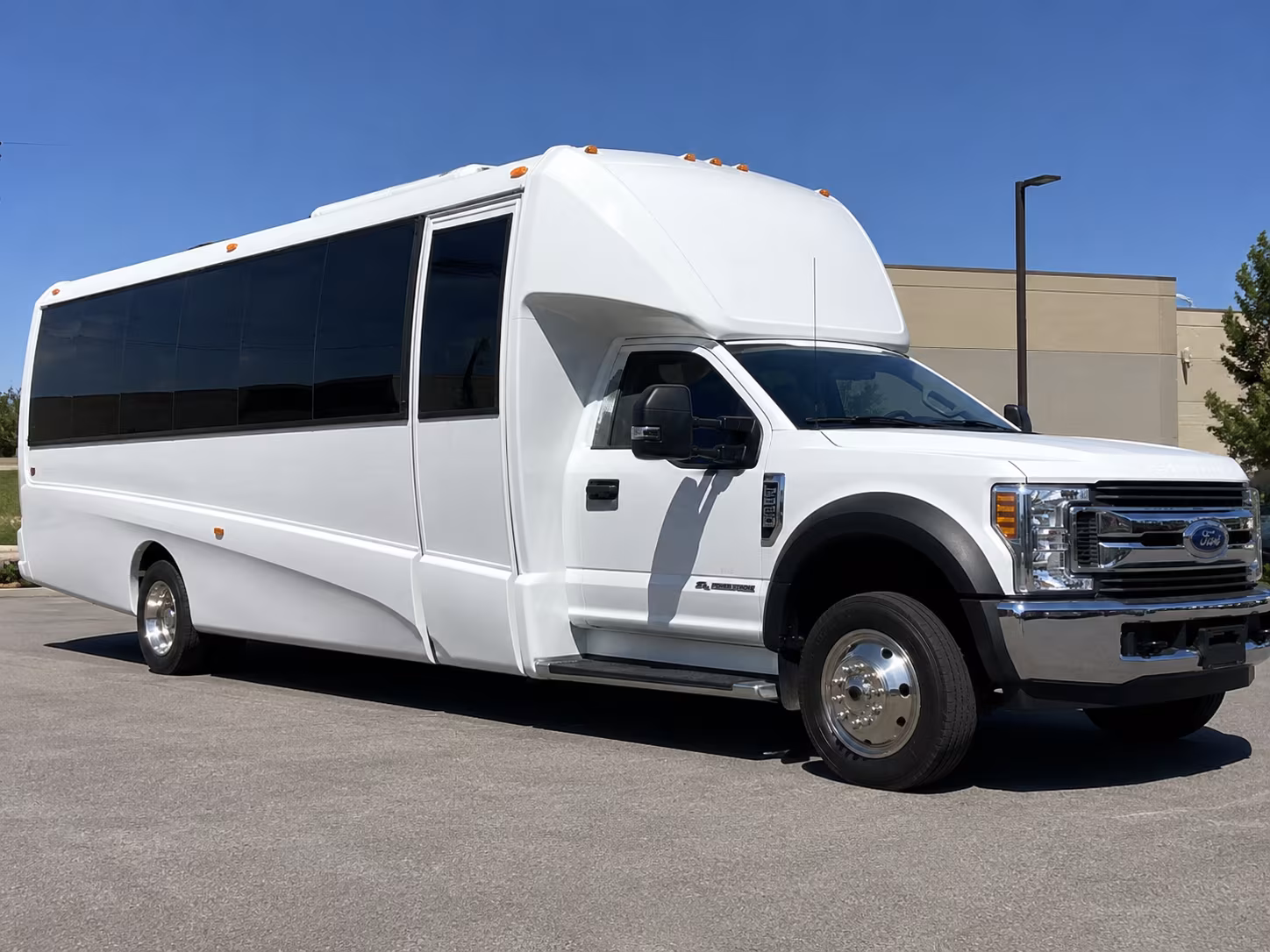grand prairie organize a grand prairie corporate event with a charter bus