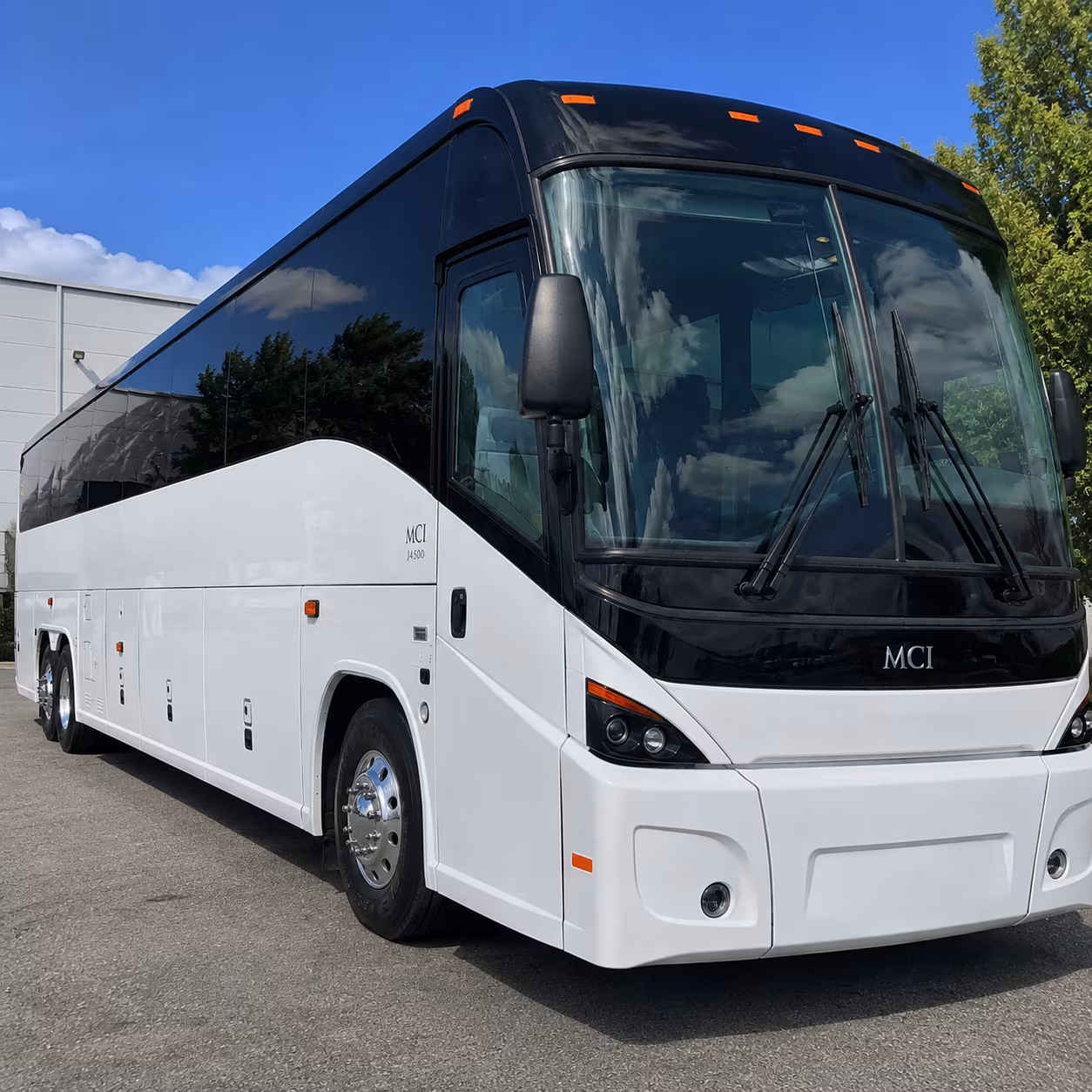 haltomcitycharterbuscompany com is the easy way to book tcu game day shuttles and local sports group travel